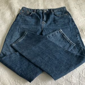 TOPSHOP Mom Jeans
